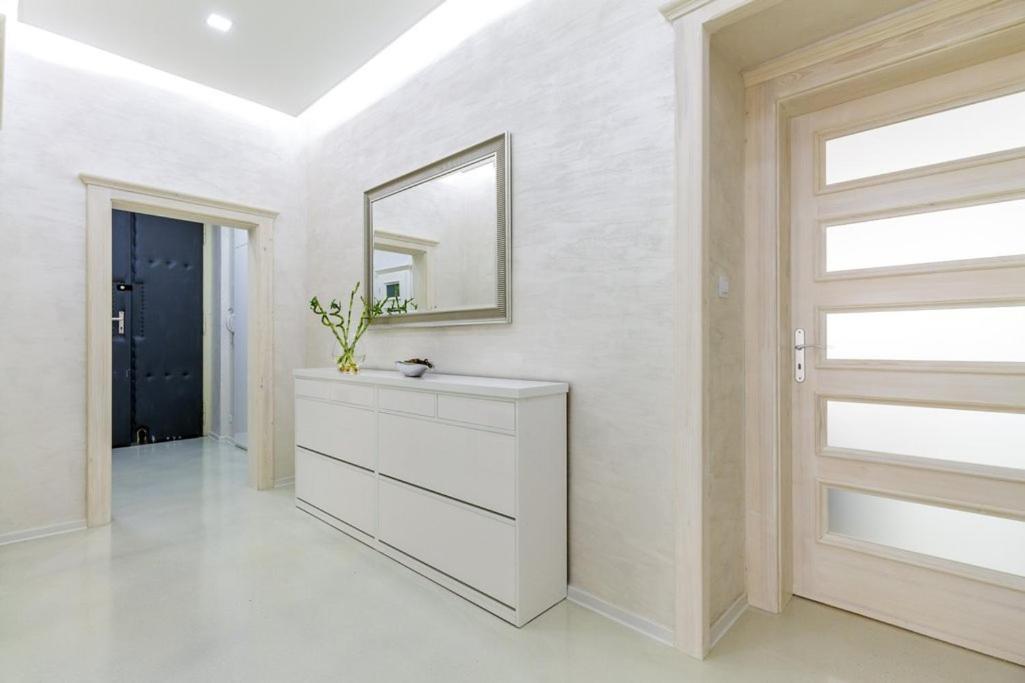 Stylish Apartment 5 Minutes Walk From City Center Prague Ngoại thất bức ảnh